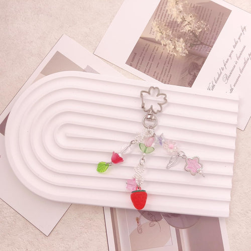 AGEN KGEN Aesthetic Y2K keychains Cute Butterfly Star Strawberry Bear Guitar Keychains Charms for Women Bag Purse Gifts
