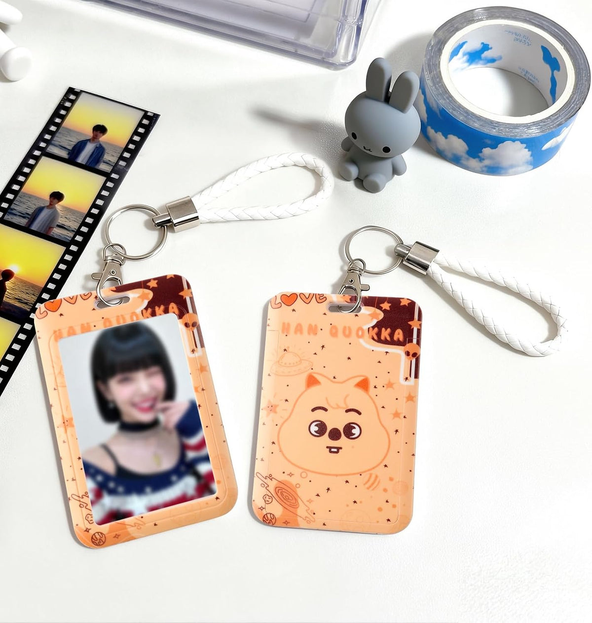 SK-Z Cartoon Photocard Holder with Lanyard, Cute Animal Themed Photocard Holder Keychain Hard Shell Protective Photo Sleeves