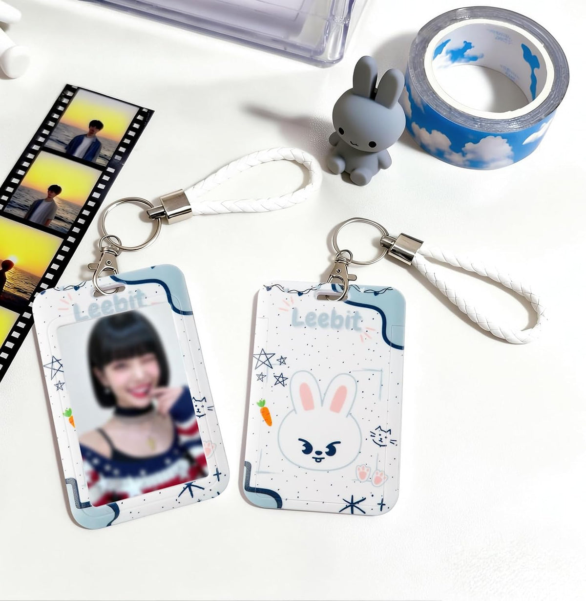 SK-Z Cartoon Photocard Holder with Lanyard, Cute Animal Themed Photocard Holder Keychain Hard Shell Protective Photo Sleeves