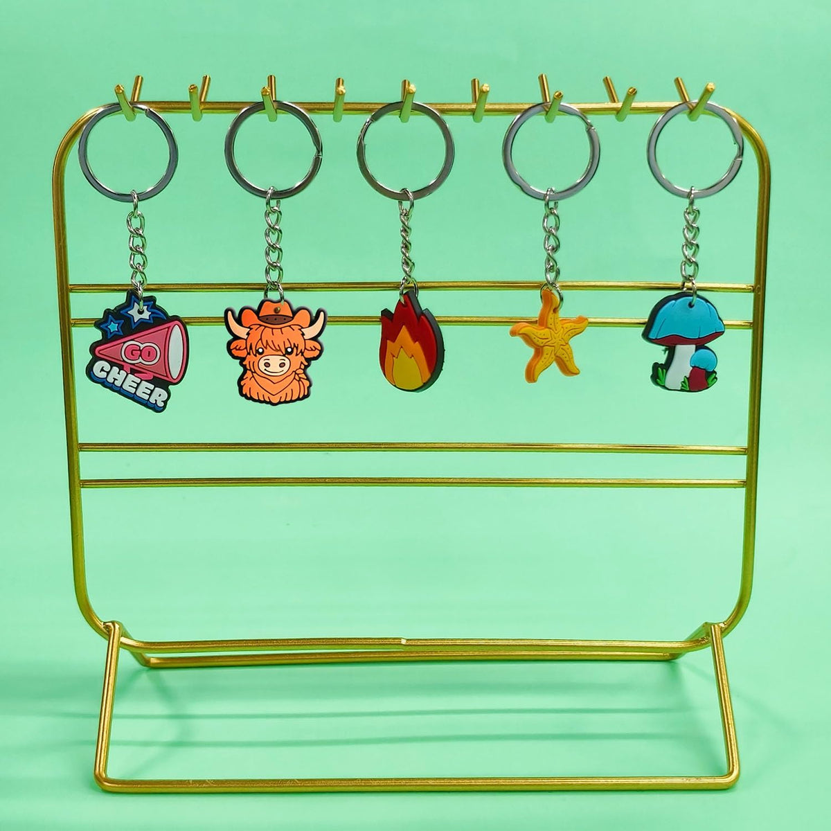 Gibleitz 30/50/100/200pcs Random Different Keychains, Lot Mixed Cute Keyring for Classroom Prizes Students Incentives