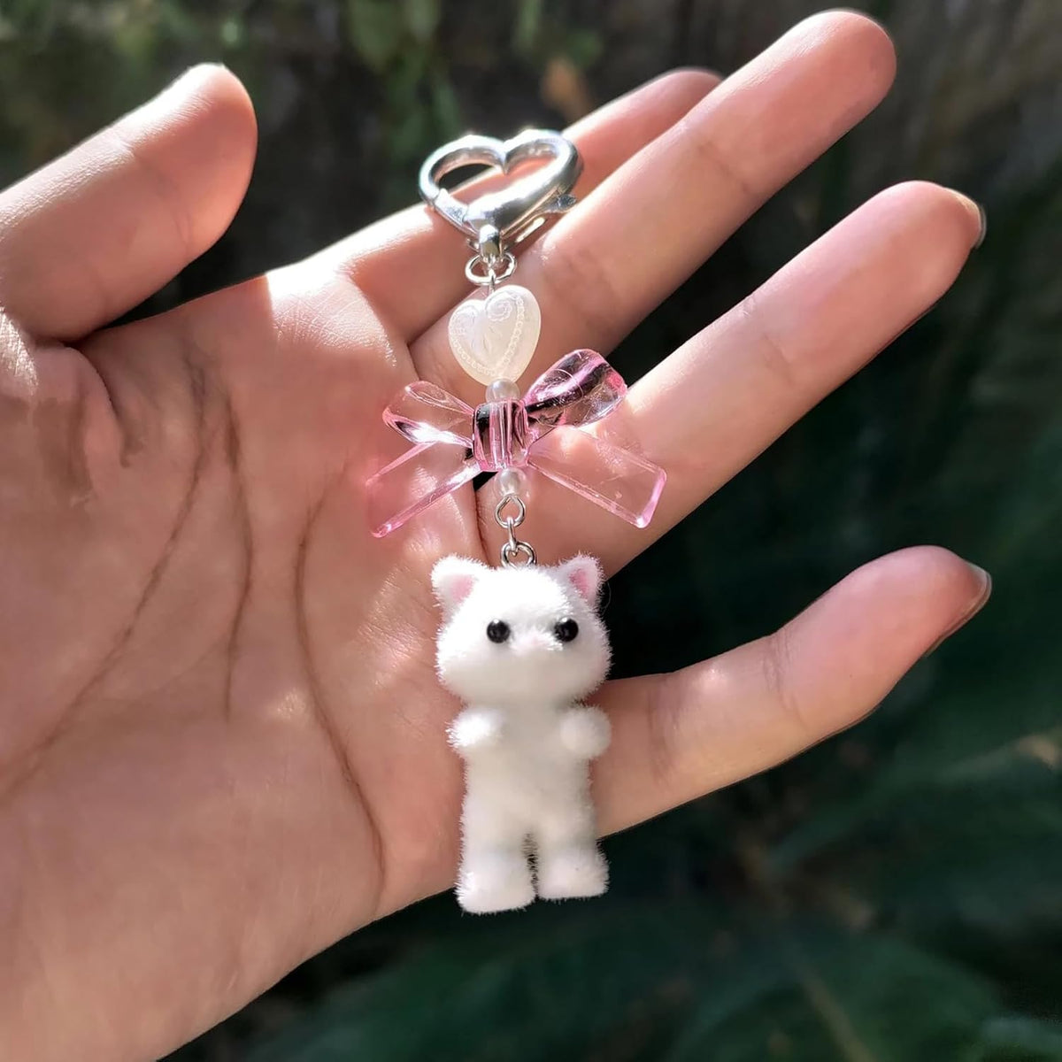 Agromusk Cute Kitty Keychain, Fuzzy Cat Decor Gifts, Y2K Heart Bow Pendent Women Girls Kawaii Cat Bag Charm
