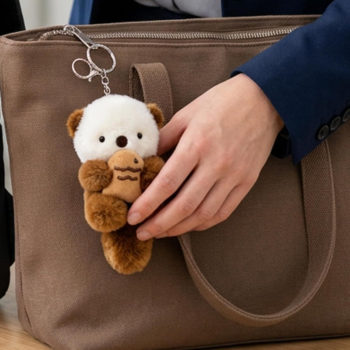3PCS Otter Keychain, Adorable Animal Otter Plush Keychain Gift Set, Perfect for Keys and Backpacks, Three Color