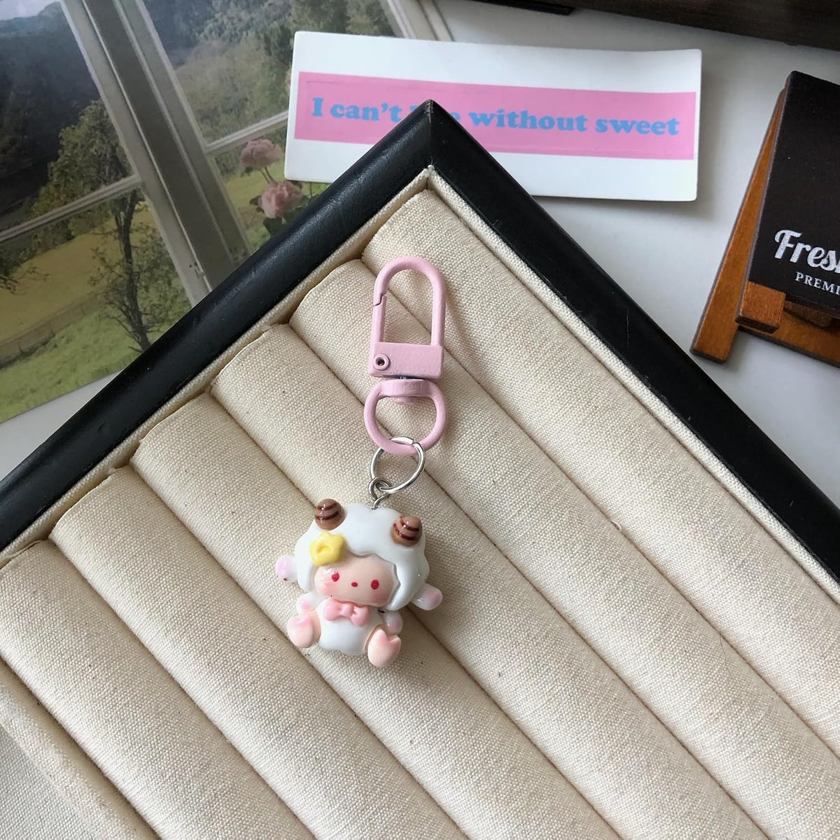 resin cartoon animal pendant with metal clasp for bag and keys