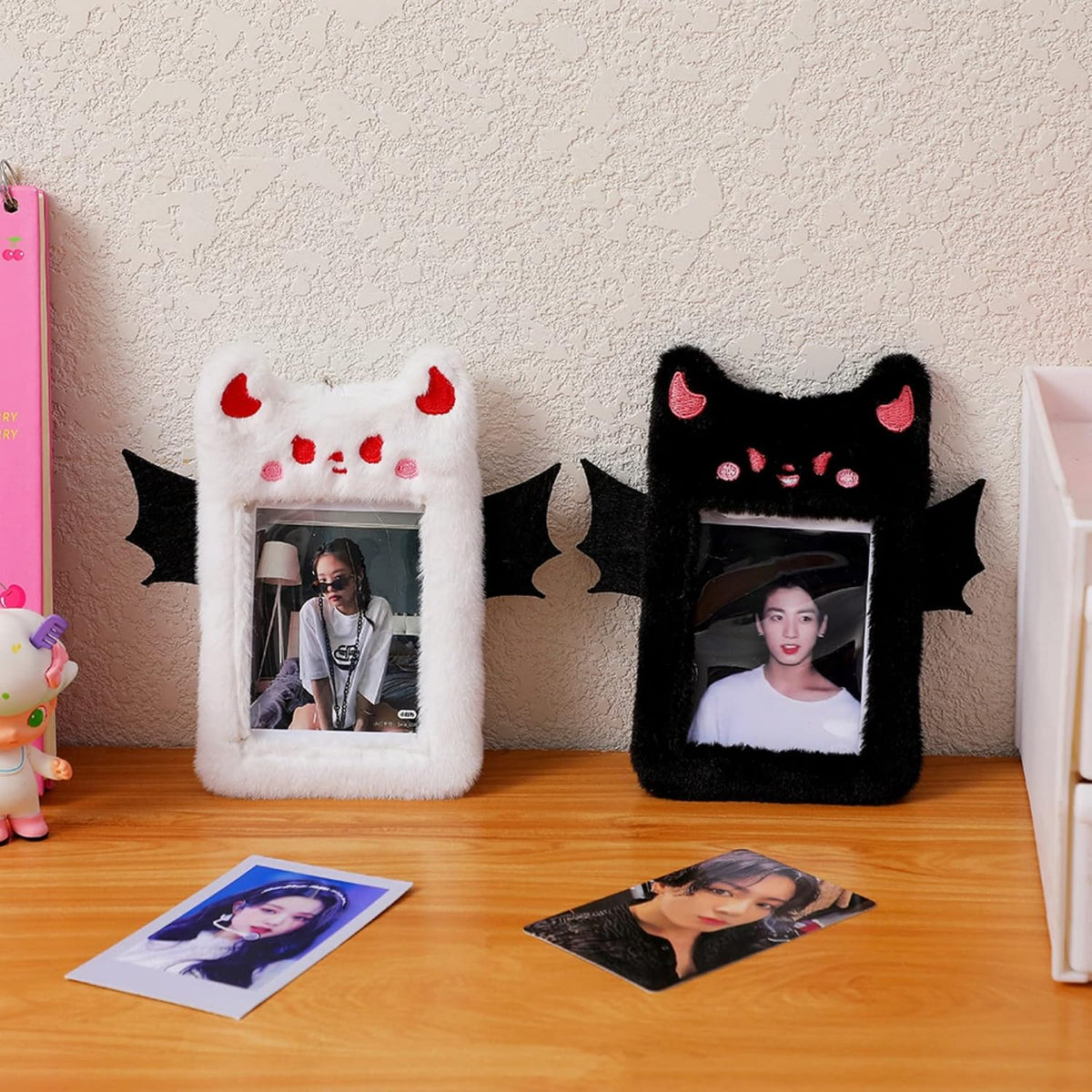 Fuzzy Plush Kpop Photocard Holder with Keychain, Cute Animal Wings Photo Sleeve Bank ID Credit Card Holder
